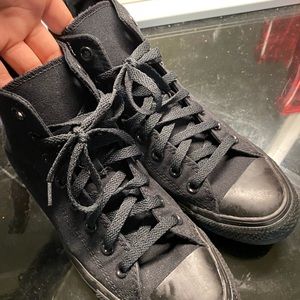 All black Converse All stars